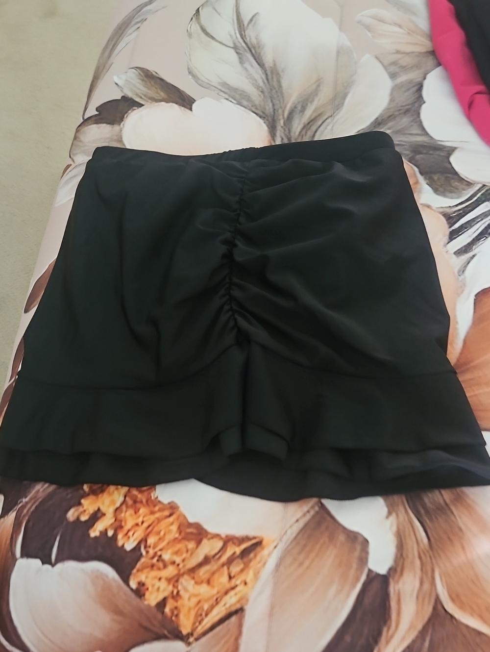 Swimming Skirt Solid Black US 12 In Excellent Shape Shinny